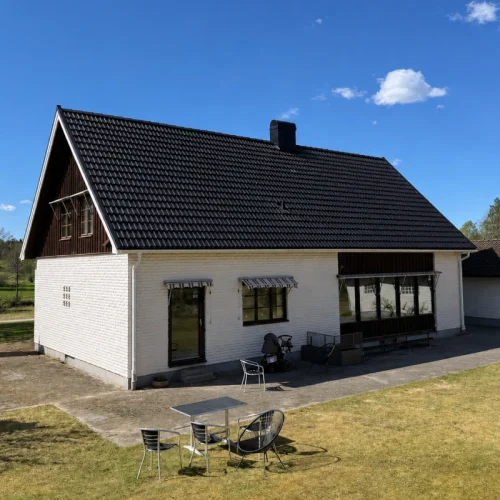 Ett hus i Stömsnäsbruk med nya pannor
